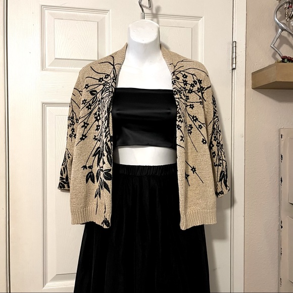 Marisa Christina Sweaters - Marisa Christina Beige Nude Tan Black Floral Vine Cropped Cardigan Sweater Sz 2X